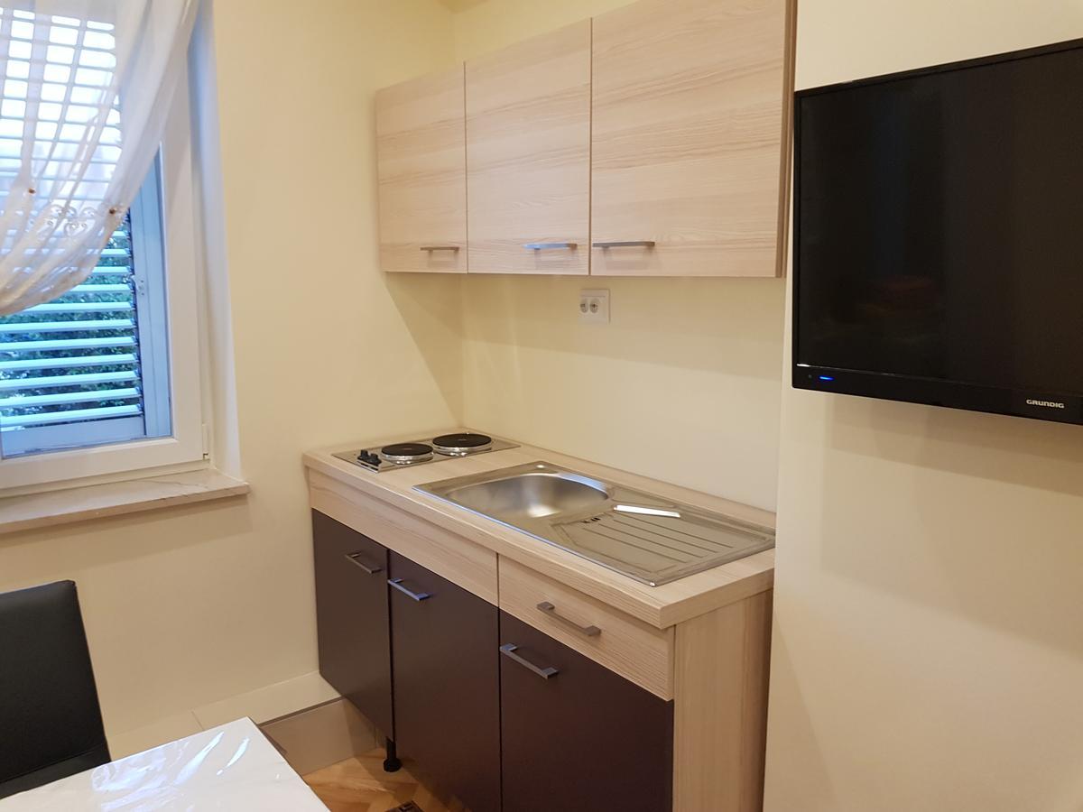 Apartma San *
